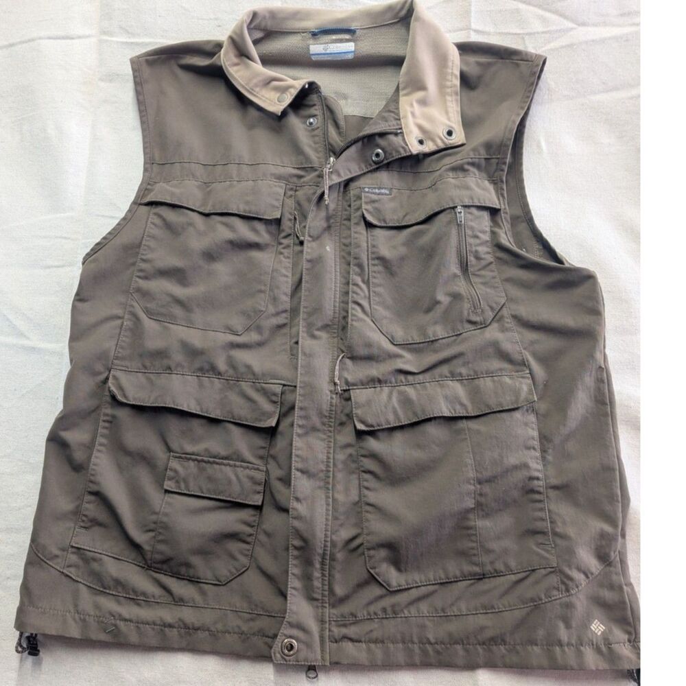 Columbia Men’s L Utility Fishing Vest Brown Multi Pocket Outdoor Hiking Safari